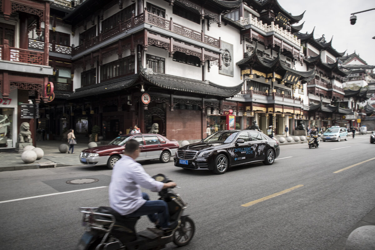     3 особенности ПДД в Китае, которые собьют с толку любого водителя