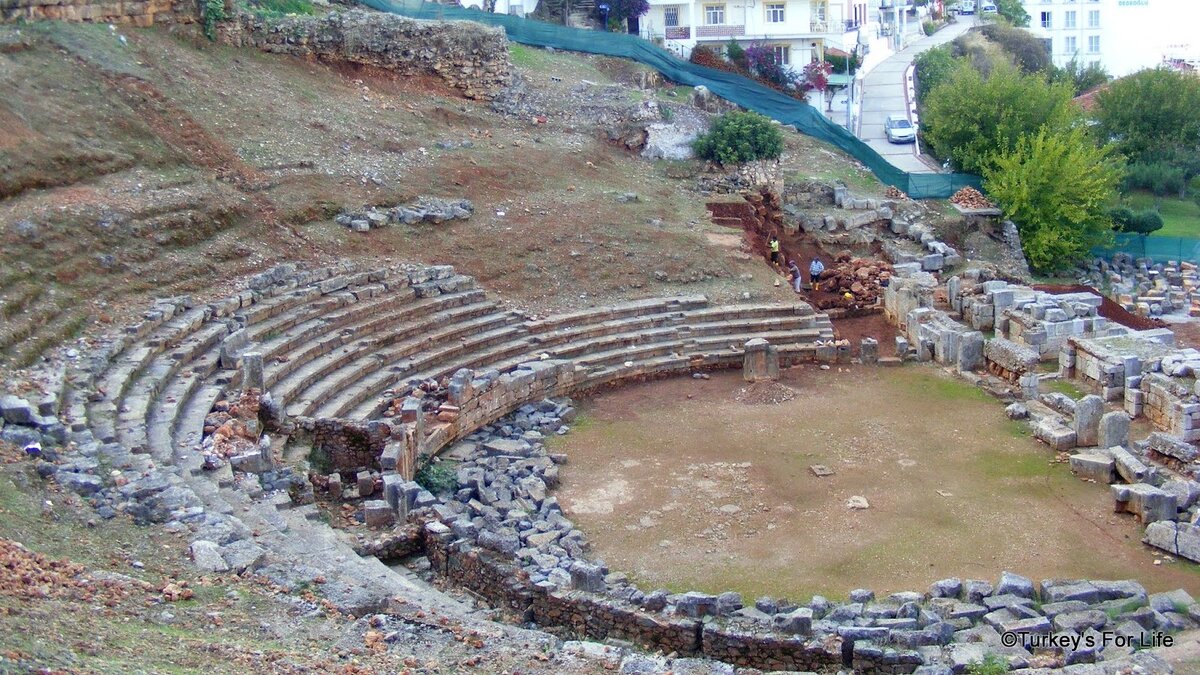 Античный театр в Фетхие  - в древности Телмессос
