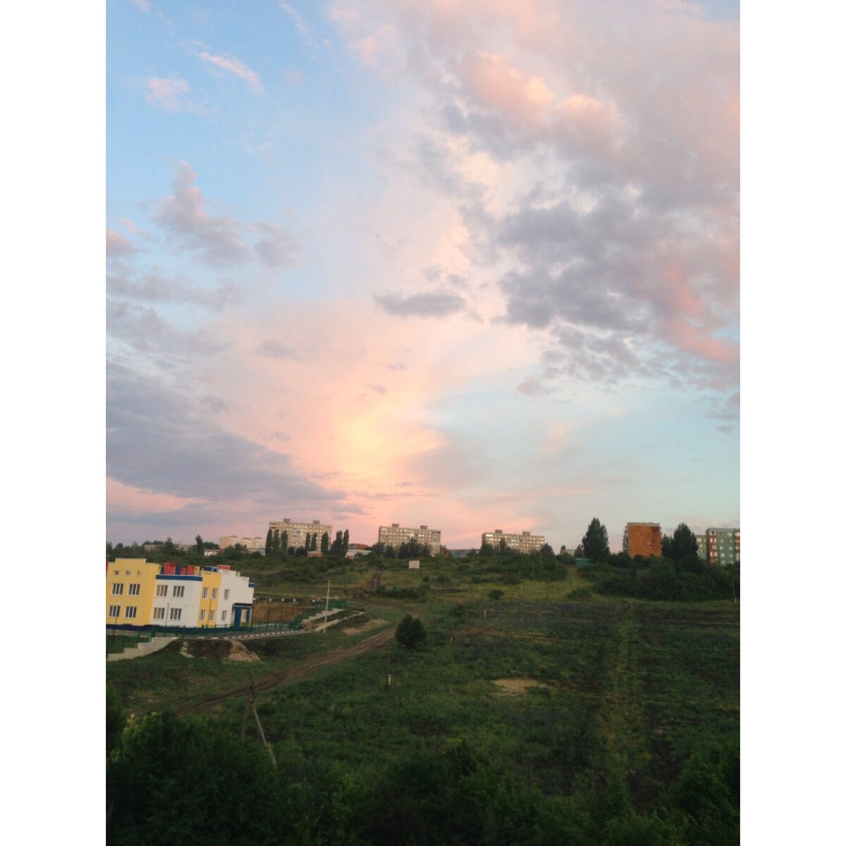 Я отчетливо помню этот вид с моего окна.