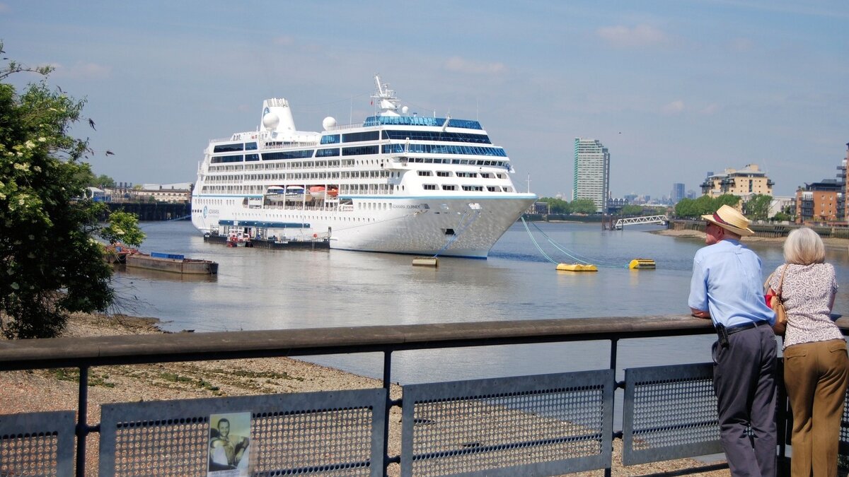 Пассажирское судно Ferry