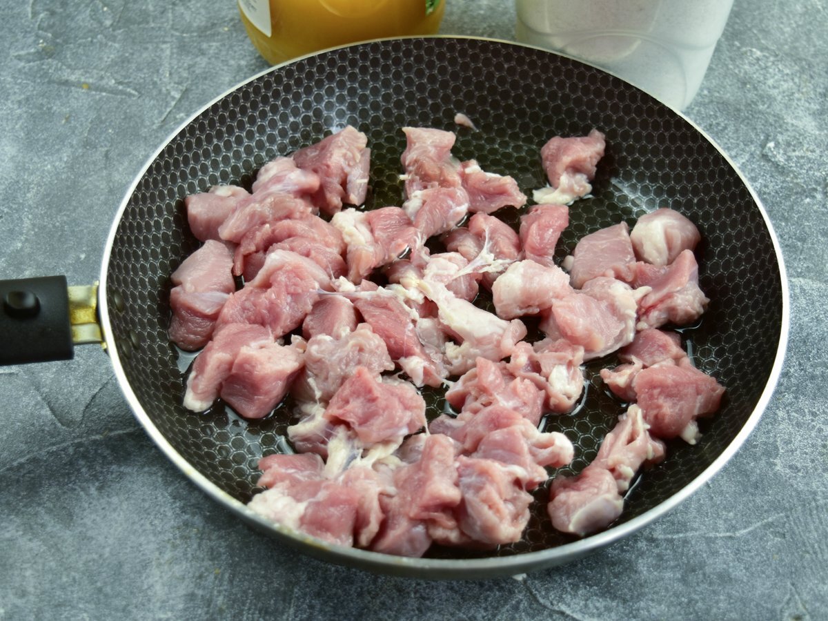 Аппетитное мясо с медом и сметаной – пошаговый рецепт приготовления с фото