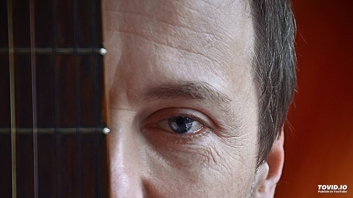 Кири́лл Комаро́в