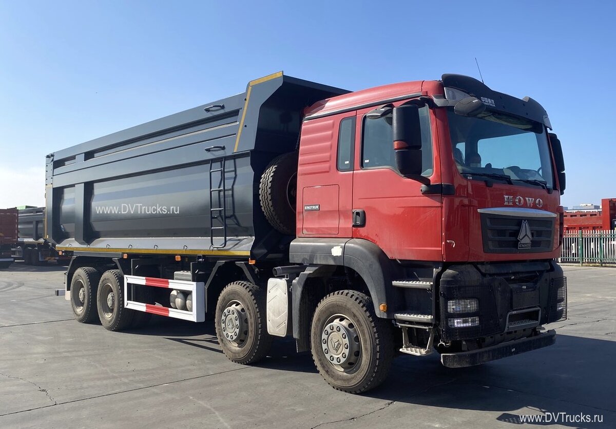 Самосвалы ХОВО T5G 8х4 продажа в Хабаровске