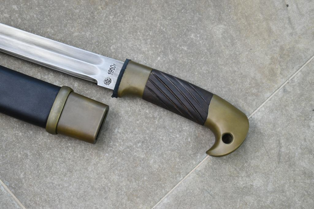 Шашка казачья двудолая