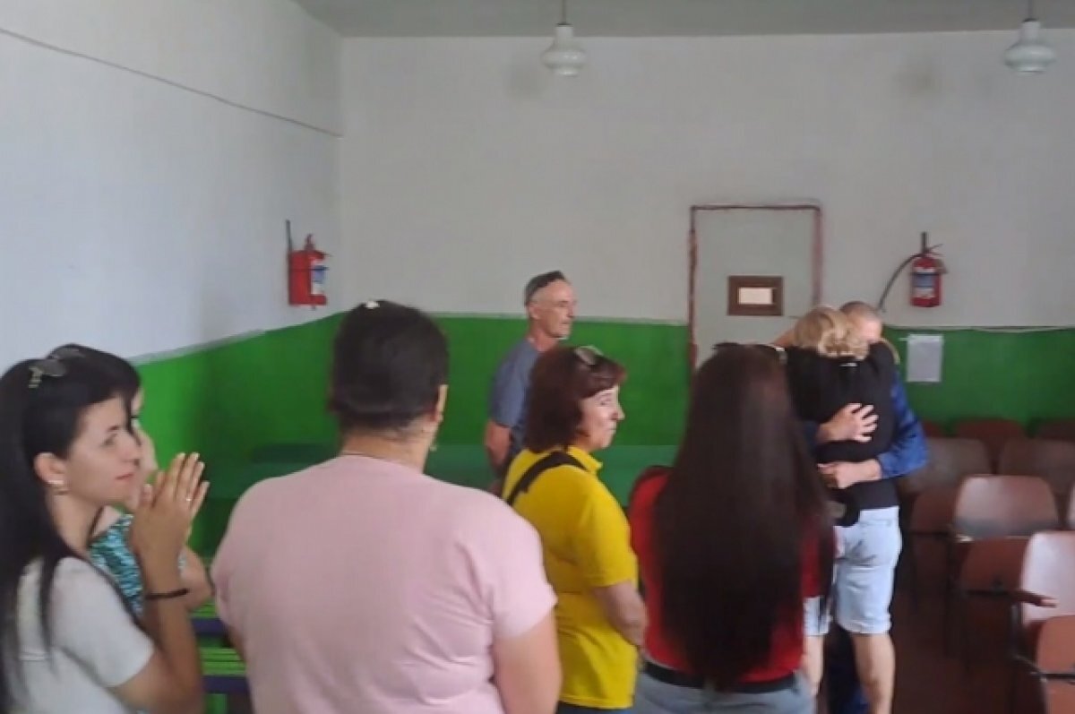    В ДНР украинским пленным позволили встретиться с родственниками