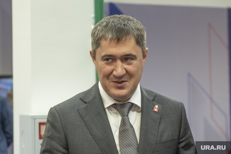    Махонин назвал поселок Рябинино местом силы