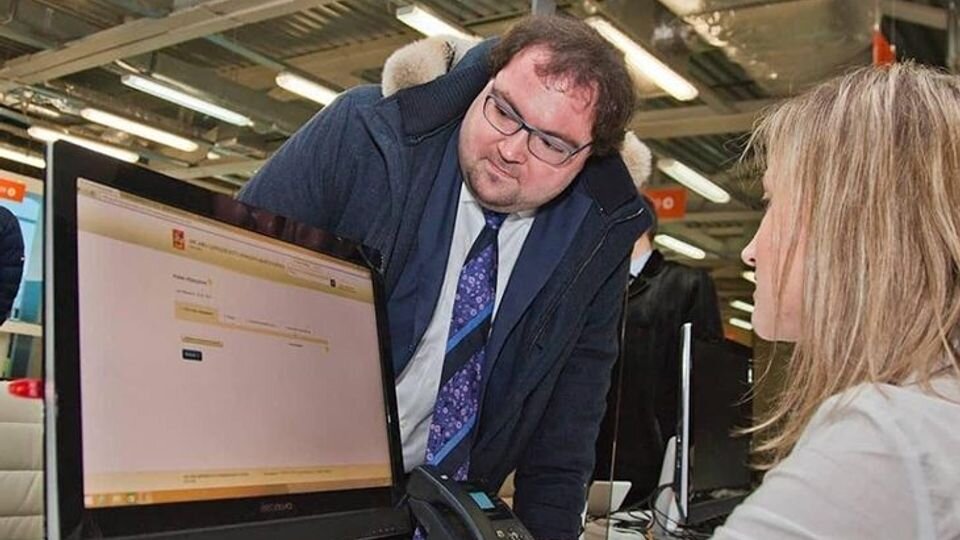 Максуд Шадаев колдует, но...