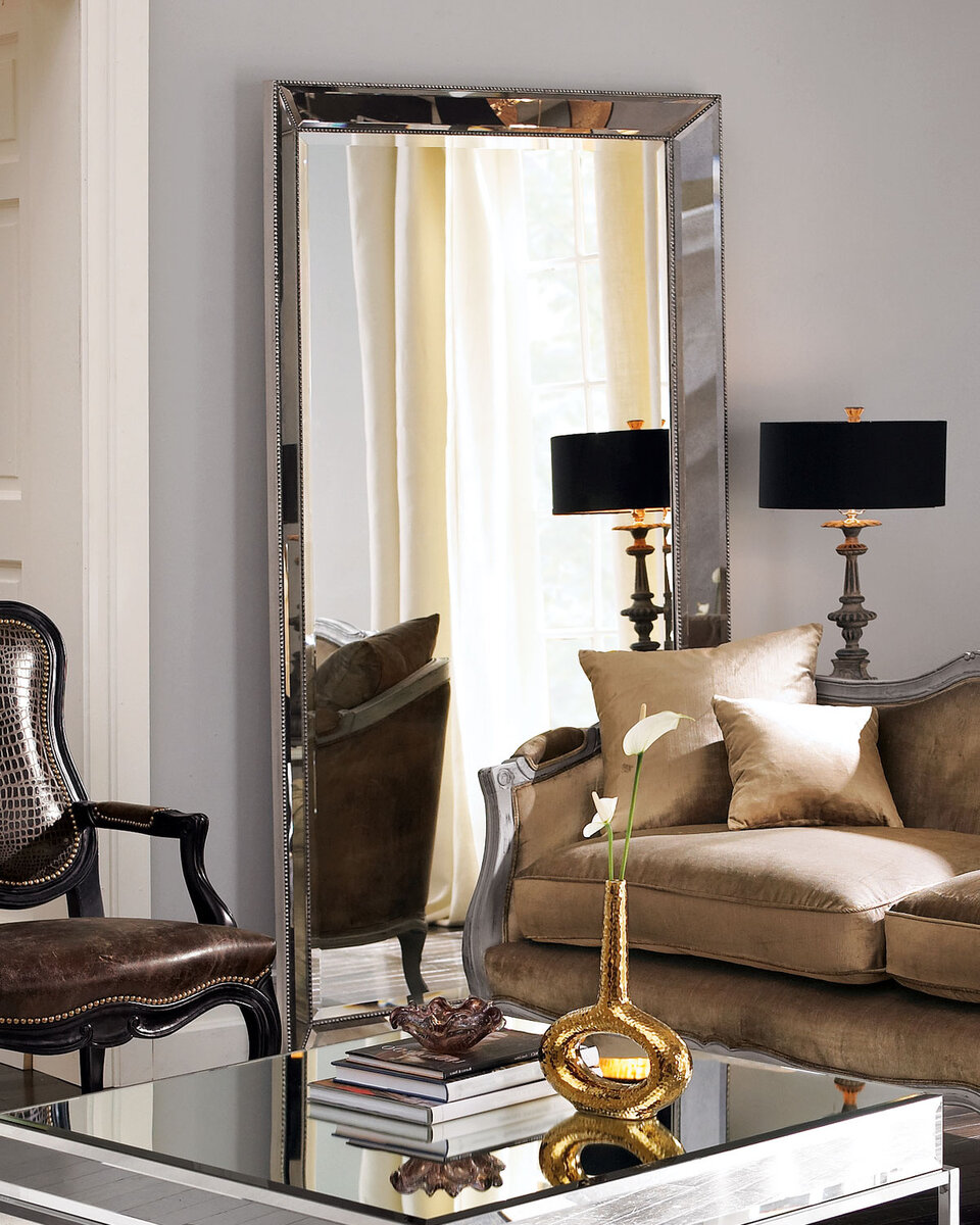 Багет - не только хлеб. Фото: libreshot.com