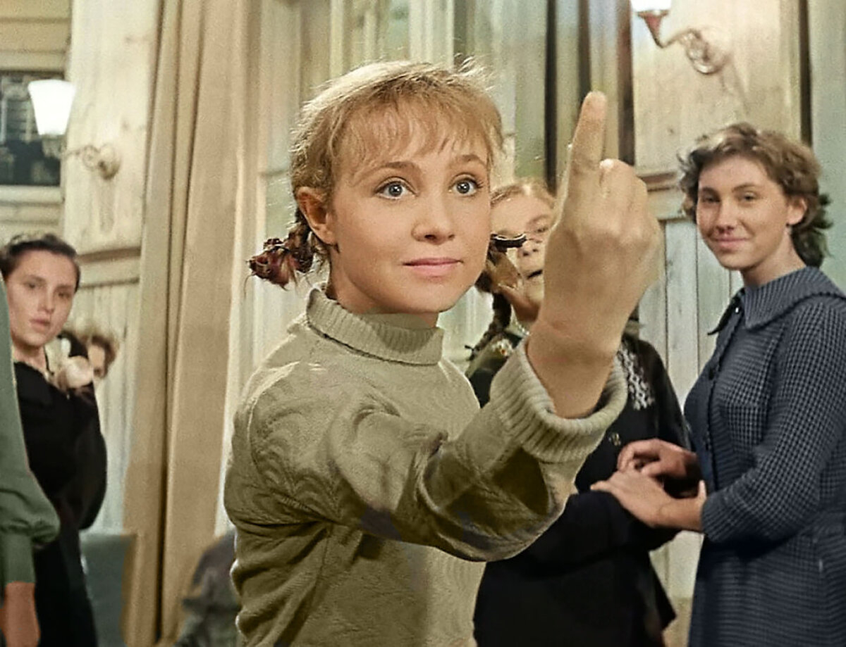 Героиня девчат тося. Румянцева надежда в фильме девчата. Надежда румянцева. Фильм девчата тося кислицына. Героиня девчат тося.