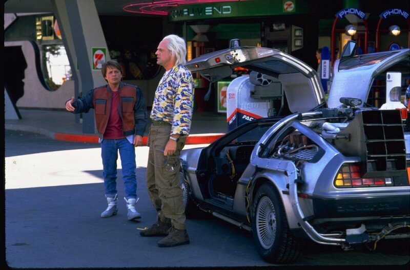 Через "назад" в будущее не попасть.