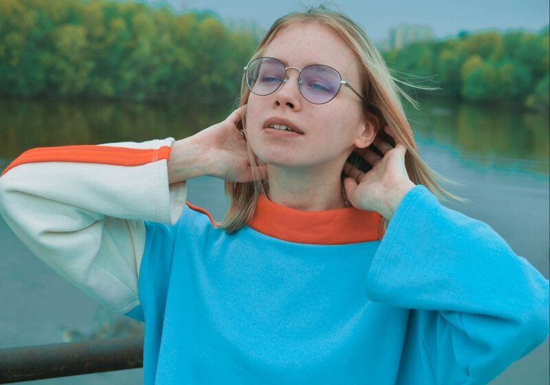 Серафима Орлова – драматург, прозаик, сценарист. Родилась в 1989 году в Омске. С 2012 года регулярно участвует в литературных форумах, фестивалях, конкурсах. Лауреат премии имени В.П. Крапивина за повесть “Голова-жестянка” (2018)