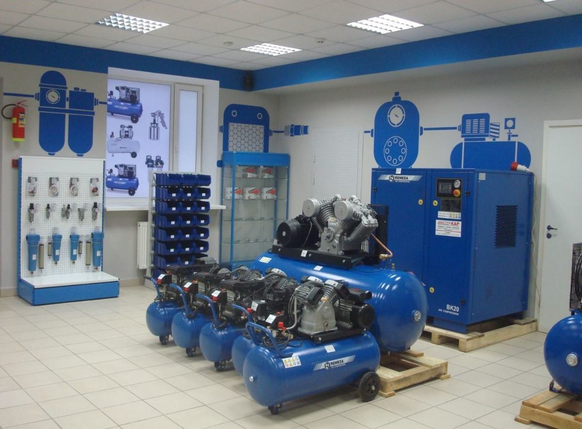 Поршневые компрессорные агрегаты активно применяются сегодня во многих сферах деятельности. Эти устройства организуют эффективную подачу сжатого воздуха.