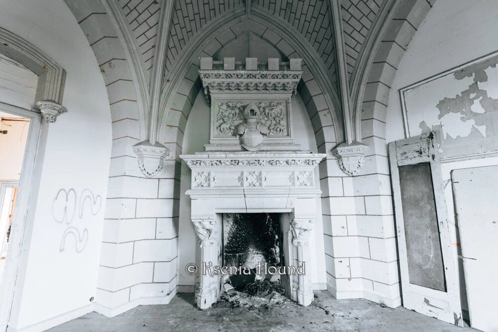 Под этим замком нашли жилые пещеры: как и зачем французы жили под ...