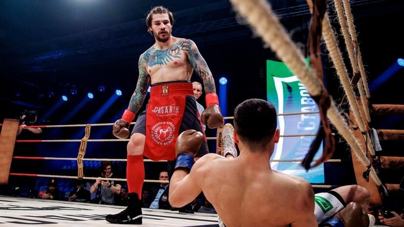     Боксёры Владислав Туйнов и Ферди Алтун  Pravda Old School Boxing