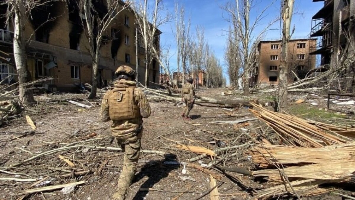    Пригожин: артиллерийский огонь в Артемовске приостановлен на время визита журналистов США