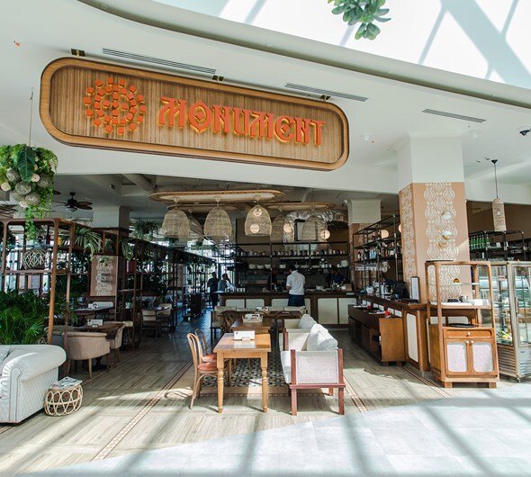 Вывеска и, собственно, вход. Источник фото: гугл