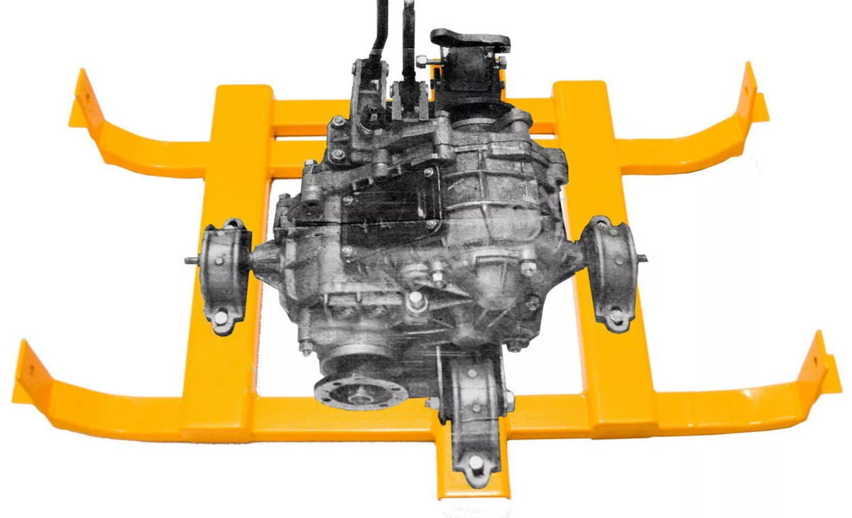 Крепление раздатки нива 21214. Ваз 2121 нива раздатка. Крепление раздатки нива 2131. Опора раздатки 21214. Опора раздатки нива 21213.