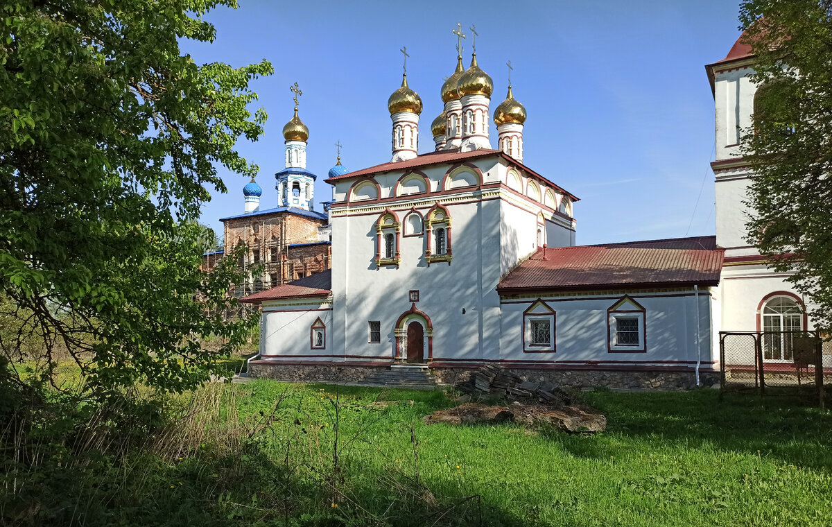 Храмовый ансамбль в Трубино — такое встречается редко в маленьких сёлах! |  ARINSKY | Дзен