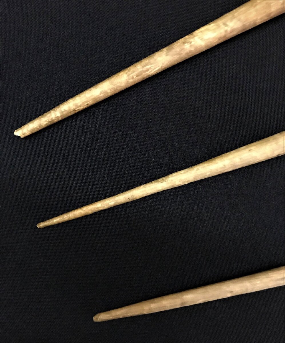 Концы веретён. Среднее Поволжье. Первая половина XX в. Из собрания Этнографического музея Казанского университета.