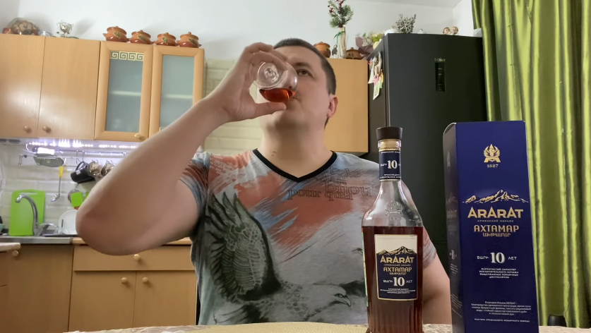 Скрин Youtube, канал "Непрофессионал (Алкосенсей)"