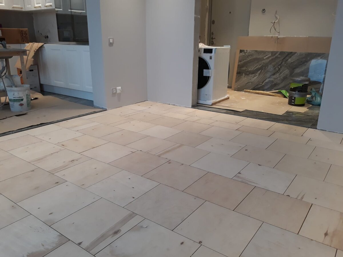 Процесс элитного ремонта, подготовка пола под паркет. 