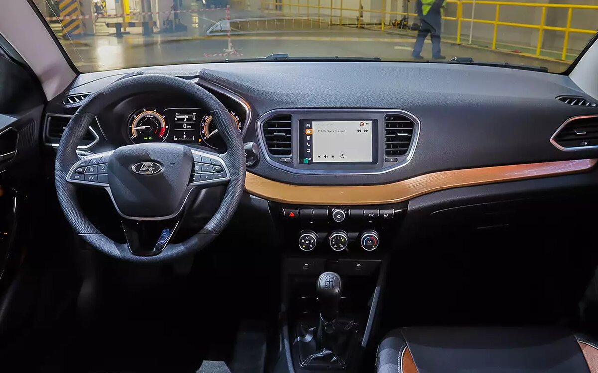    Салон обновленной Весты NG Левченко Максим