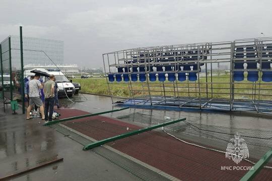    На Гребном канале в Ростове-на-Дону перевернулась трибуна: есть погибшие и пострадавшие