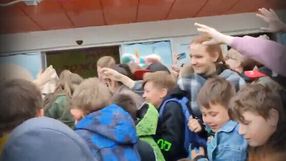    Раздача бесплатного мороженого детям в Комсомольске-на-Амуре обернулась давкой Анастасия Романова