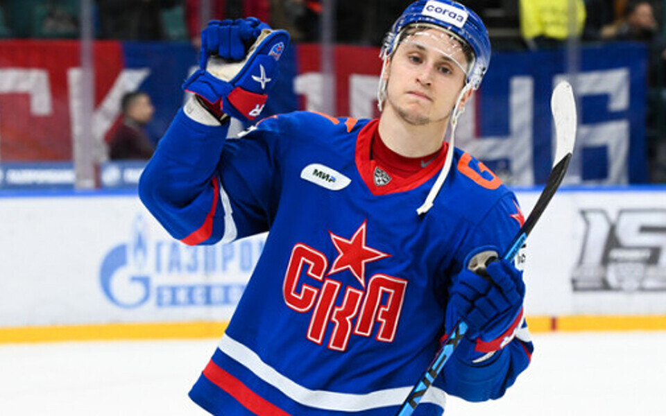 Дамиром Жафяровым «Ак Барс» больше интересовался прошлым летом. Но тогда хоккеист предпочел переехать в Санкт-Петербург. Фото: ska.ru