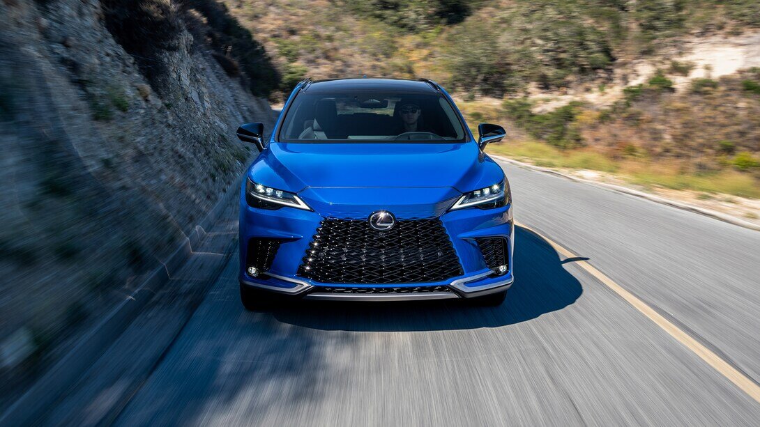 Lexus rx 2023 года. Лексус 2023. Лексус is 2023. 2023 Lexus is 500 f Sport Performance. Лексус 2023 панель