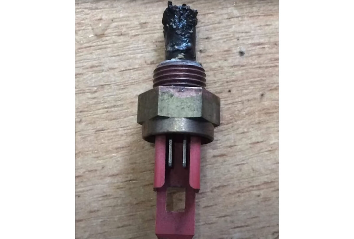 Газовый котел baxi ошибка e25. Baxi e25. Ошибка е 25 в котле. Косой фильтр грубой очистки котел бакси. Ошибка е 25 в котле.