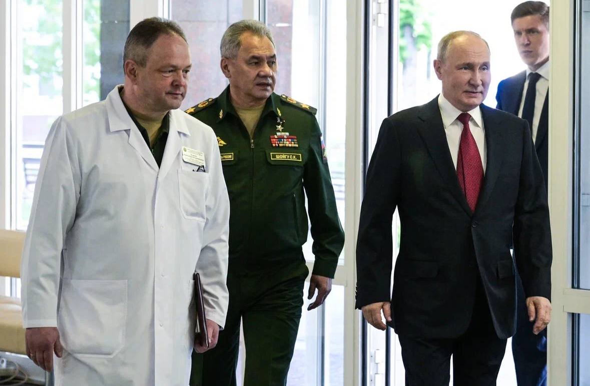 Путин на отдыхе с шойгу