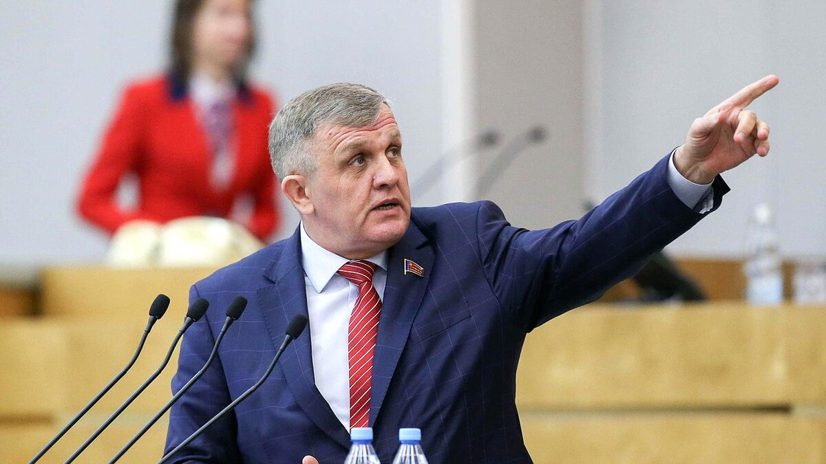 Депутат Николай Коломейцев