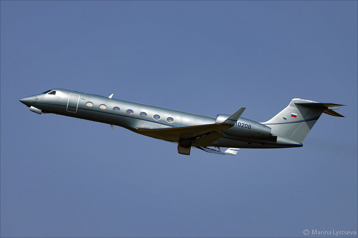 Gulfstream G550 RA-10208 