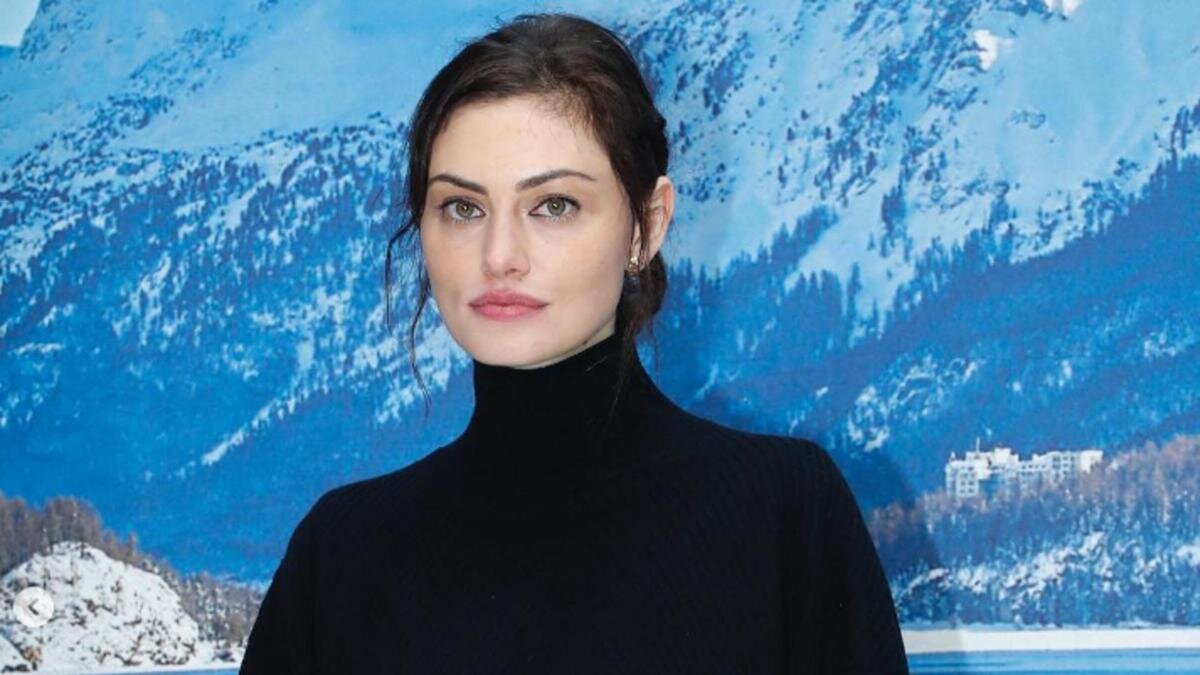    Фиби Тонкин:Instagram/phoebejtonkin