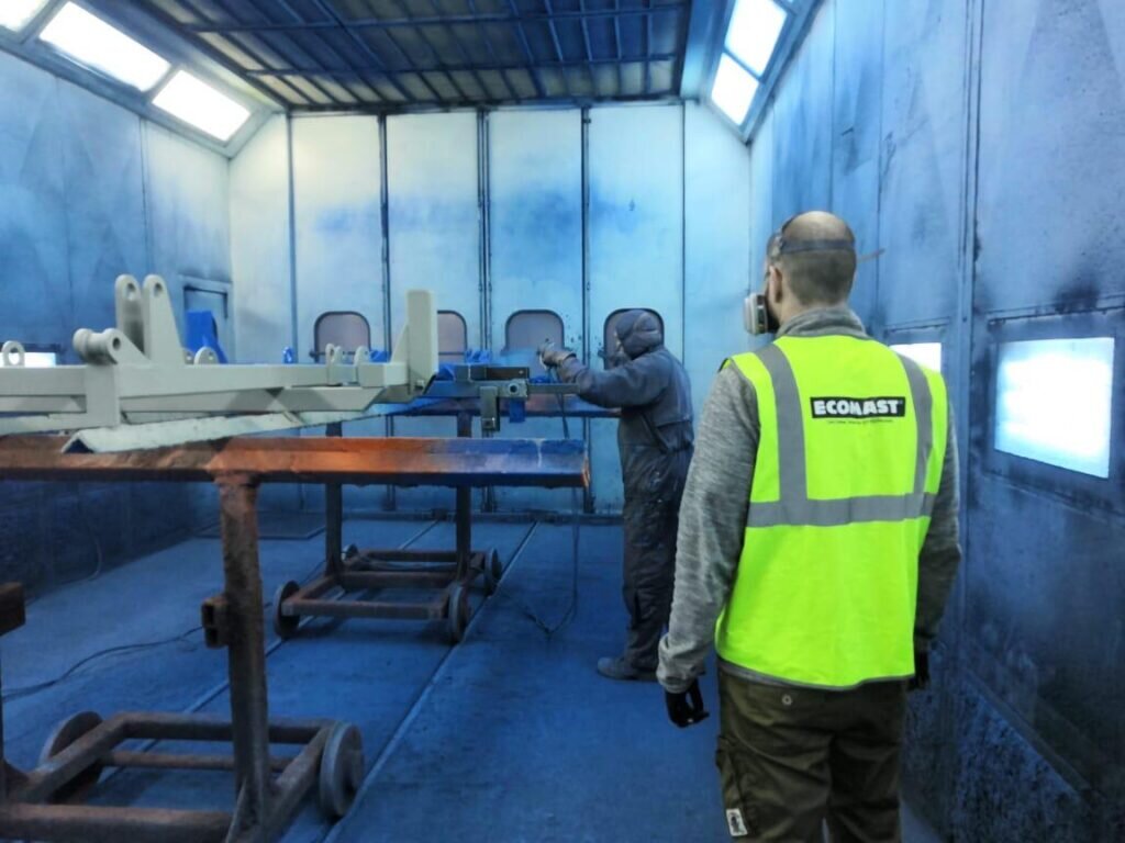 ECOMAST – российский бренд высококачественных лакокрасочных материалов