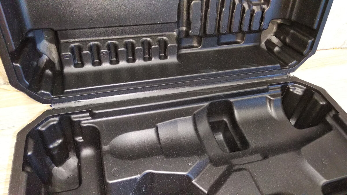 Шуруповерт дома – это почти аксиома. Он давно стал одним из обязательных инструментов, которые нужно держать дома просто так, чтобы были.-4-3