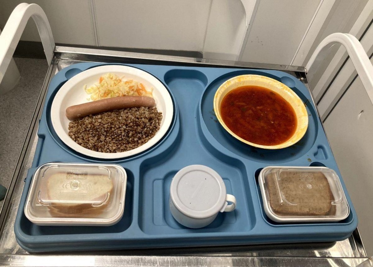    Таблет-питание планируют ввести в Псковской инфекционке