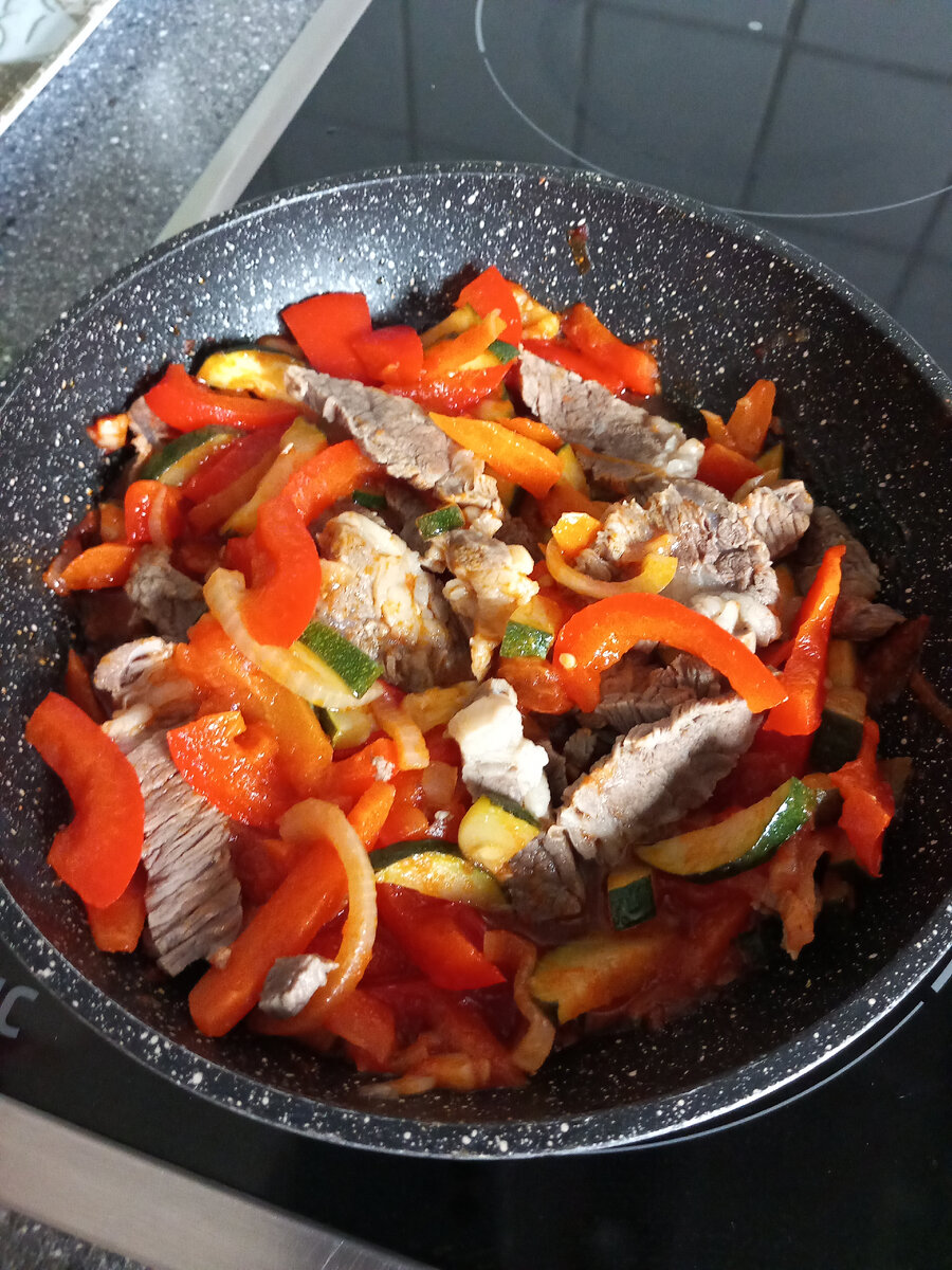 Овощи с говядиной