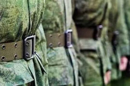    В Госдуме допустили проведение отдельных военных сборов для неслуживших россиян