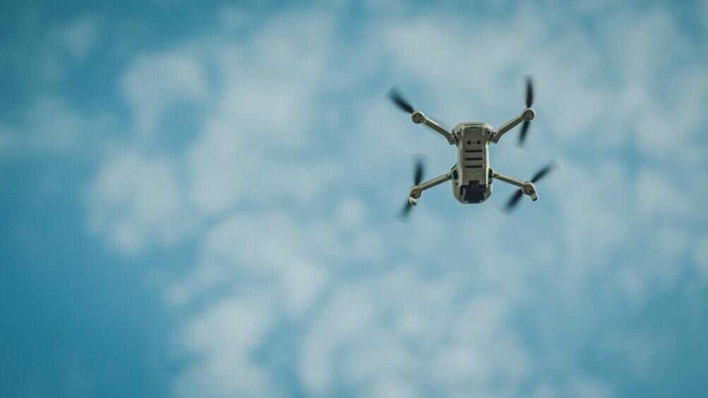     В БПЛА найдена камера.