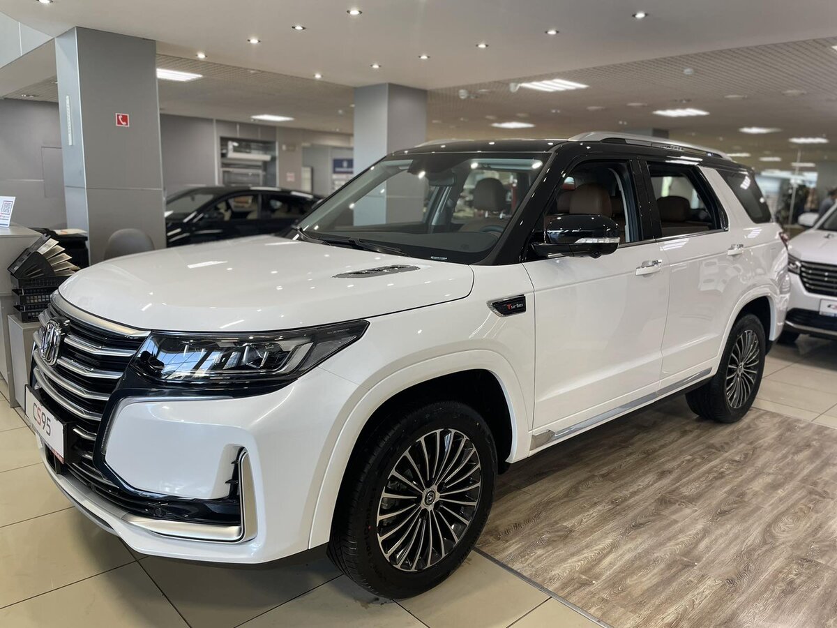 Новый CHANGAN CS95 в наличии в Демидыче! 