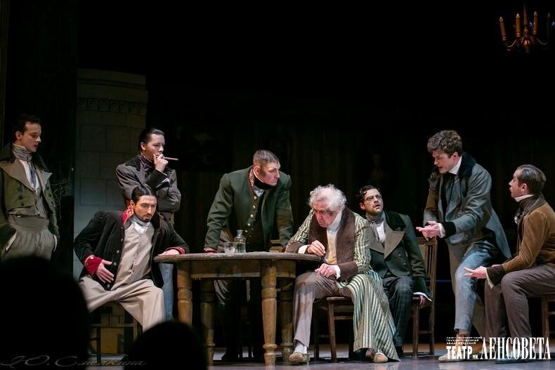 Фото взяты с сайта театра имени Ленсовета