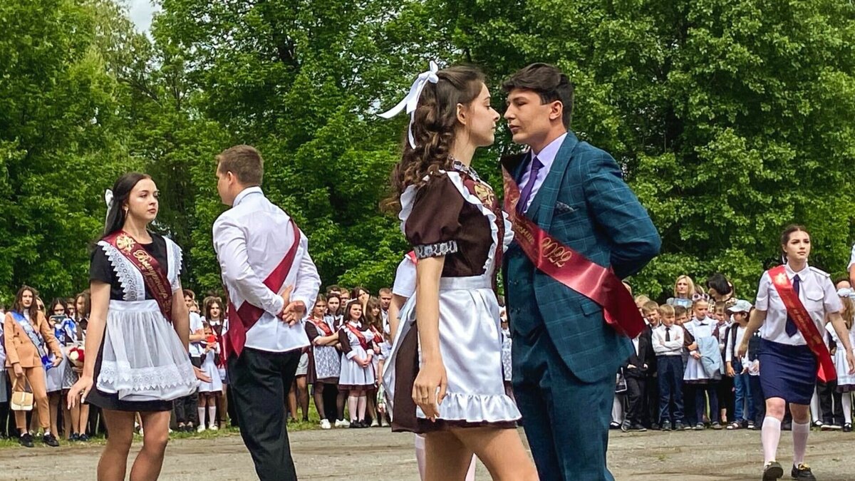     Утро в областной столице обещает быть еще прохладным — столбики термометров покажут + 12 градусов, передаёт сервис «Яндекс.Погода».