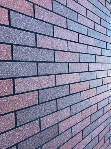 АМК кирпич № 300, поклеен на чёрный клей