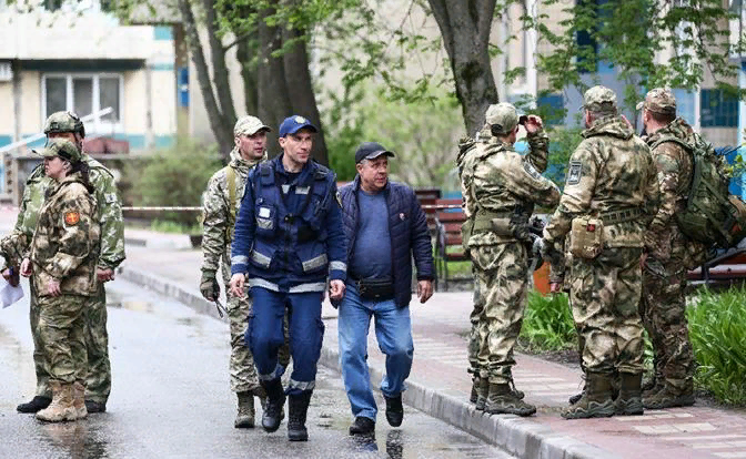 Даёшь народную милицию и карабин "Сайга"! Кто поможет людям защититься самим и защитить свои семьи в прифронтовой полосе.