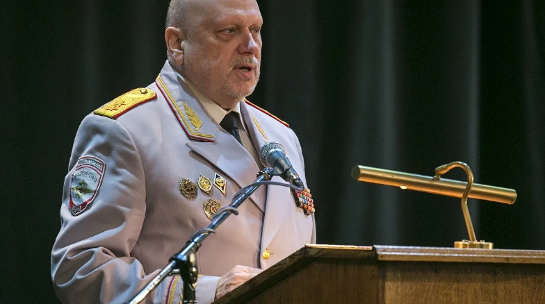 Александр Михайлов