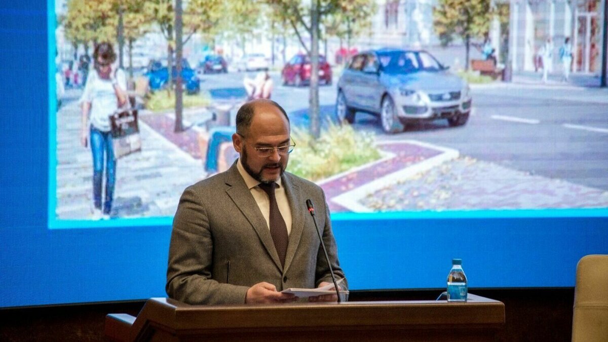     Мэр Владивостока Константин Шестаков отчитался перед депутатами, общественниками и горожанами о проделанной работе в 2022 году. Эксперты отметили уникальность подхода главы дальневосточной столицы к подведению итогов и презентации планов на будущее.