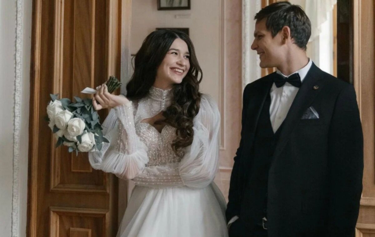 Дарья Бондаренко и Данила Рубцов на свадебном торжестве