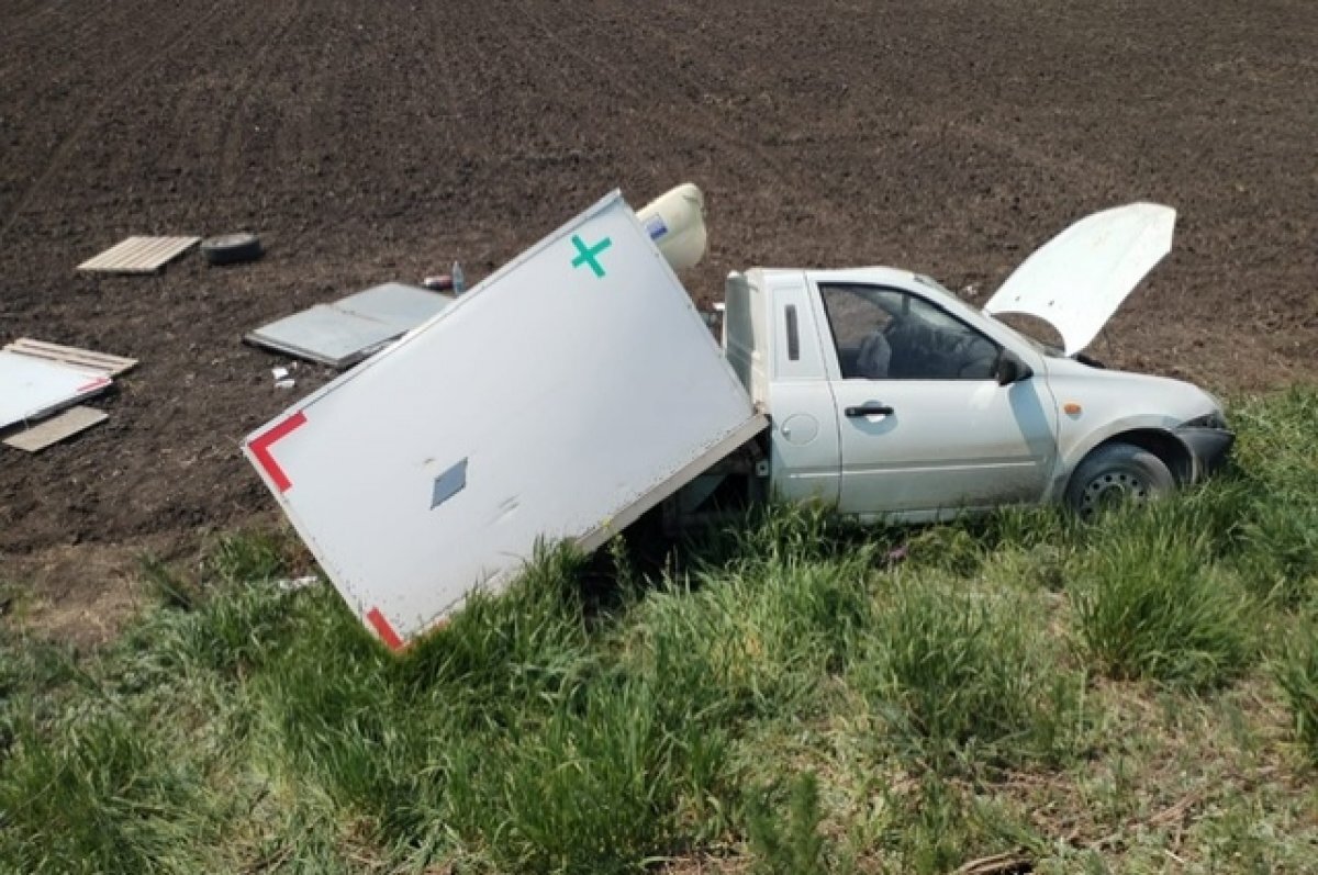    В Саракташском районе водитель VIS получил перелом позвоночника в ДТП.